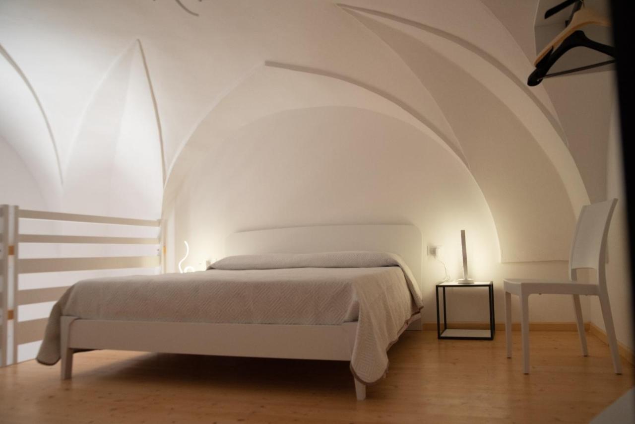 Al Muro Casa Vacanza Леверано Экстерьер фото